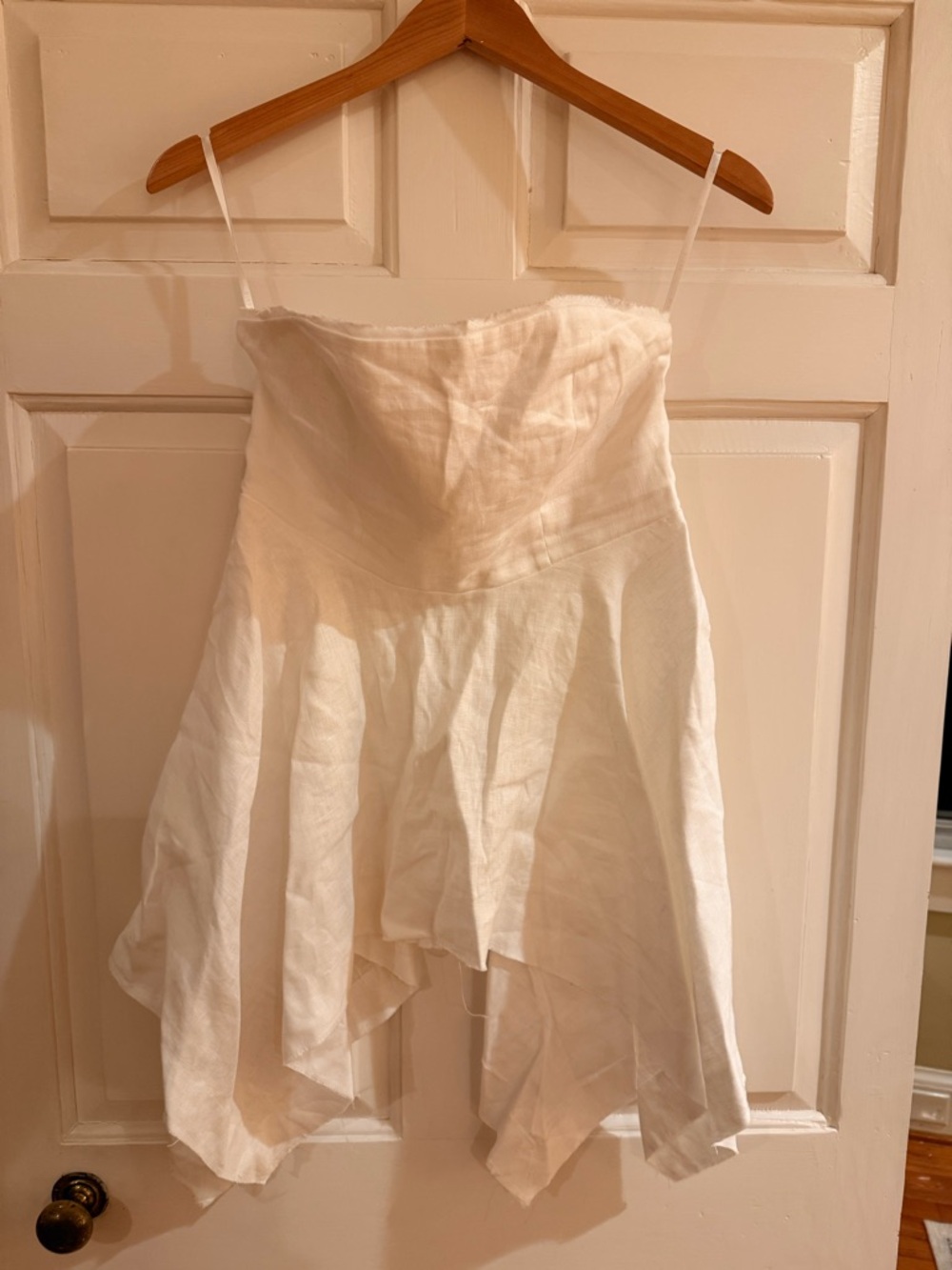 DISSH White Strapless Asymmetrical Hem Dress